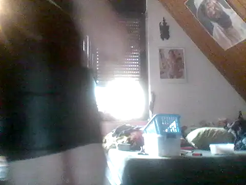 Snapshot of Genius1606 chatting on 09-09-25, 05:01 Genius1606 online show from 09-09-25, 05:01