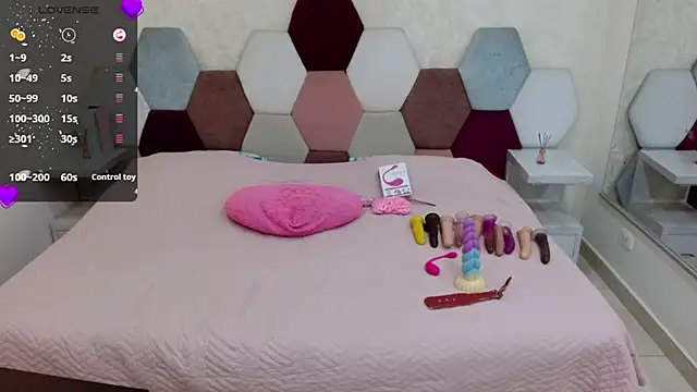 angel blue online show from 09-11-25, 04:51