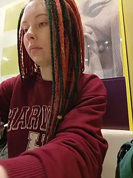 Frost foxy online show from 11-15-25, 01:58