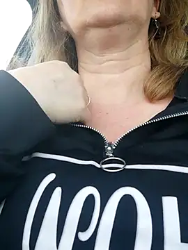 Elza01 online show from 03-02-25, 06:16