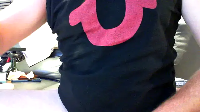 Snapshot of eurodiznee chatting on 11-02-25, 05:04 eurodiznee online show from 11-02-25, 05:04