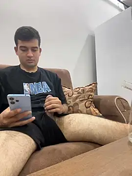 Snapshot of Ffhdr chatting on 10-06-25, 04:37 Ffhdr online show from 10-06-25, 04:37