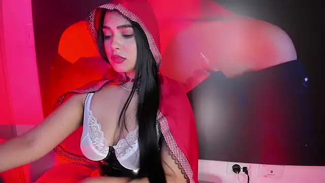 AMELIE xx online show from 10-31-25, 01:12