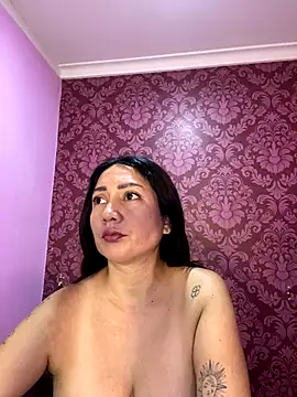 juliana diaz online show from 10-28-25, 11:25