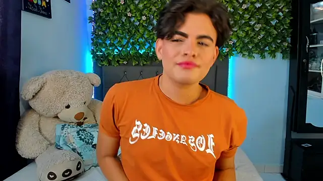 kamii 22 online show from 12-17-24, 03:28