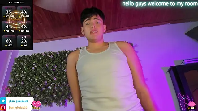 Snapshot of kamii_22 chatting on 02-20-26, 01:11 kamii 22 online show from 02-20-26, 01:11