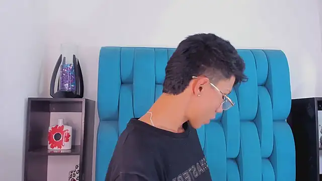 AlanNaughty online show from 01-10-25, 08:26