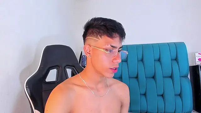 AlanNaughty online show from 01-26-25, 10:45