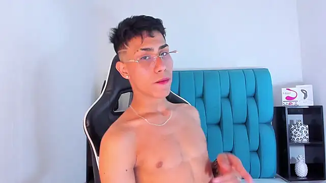 AlanNaughty online show from 01-26-25, 09:07