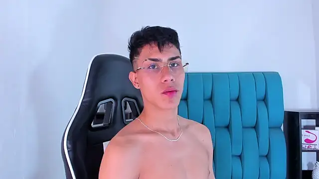 AlanNaughty online show from 02-08-25, 04:57