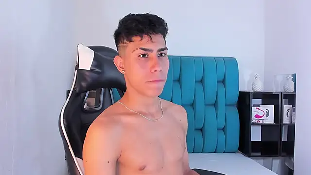 AlanNaughty online show from 02-24-25, 08:36