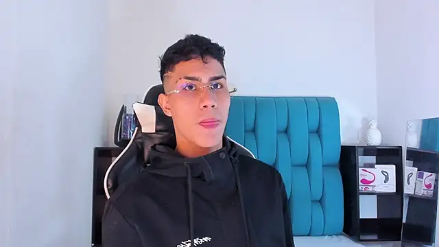 AlanNaughty online show from 03-06-25, 08:05