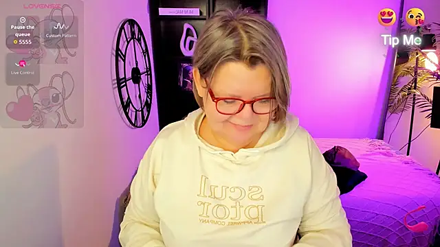 Shannonshine online show from 03-17-26, 05:22