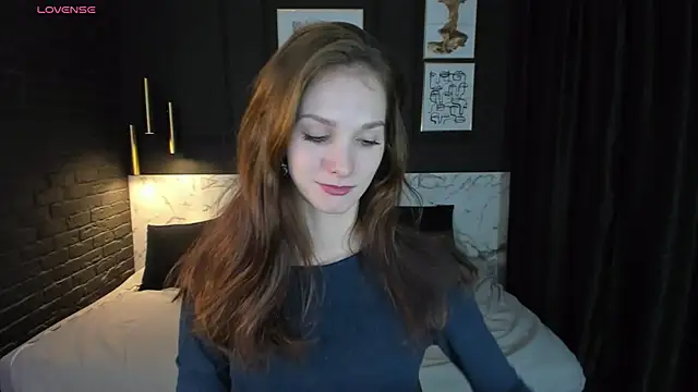 MirandaGlow online show from 01-28-25, 05:43