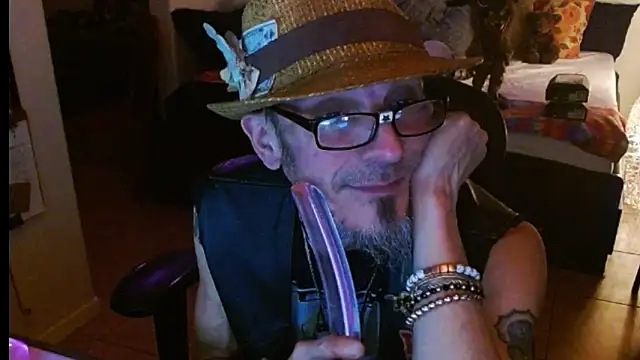 Snapshot of mycock2474u chatting on 02-19-25, 03:50 mycock2474u online show from 02-19-25, 03:50