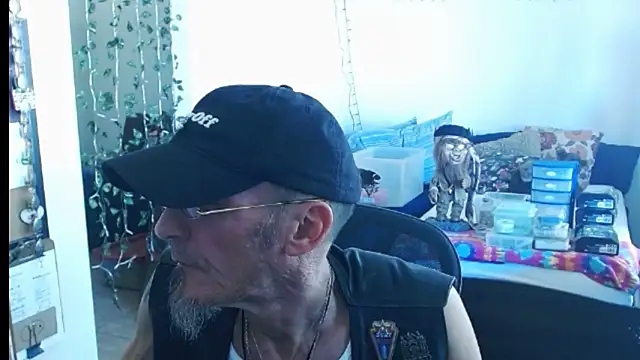 Snapshot of mycock2474u chatting on 02-26-25, 09:16 mycock2474u online show from 02-26-25, 09:16