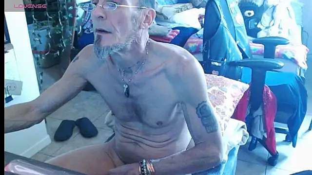 Snapshot of mycock2474u chatting on 03-14-25, 02:52 mycock2474u online show from 03-14-25, 02:52