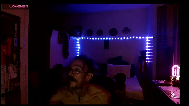 Snapshot of mycock2474u chatting on 09-15-25, 11:21 mycock2474u online show from 09-15-25, 11:21