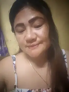 Snapshot of arabella02 chatting on 02-21-26, 01:23 arabella02 online show from 02-21-26, 01:23