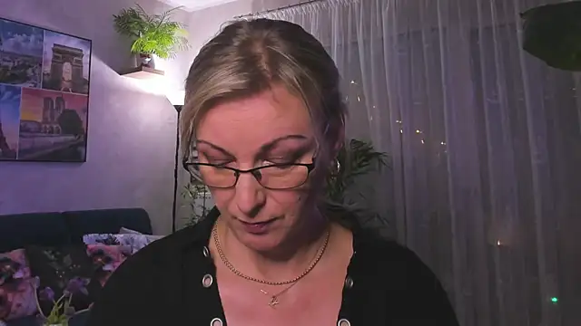 vanessa chat online show from 01-22-25, 05:28