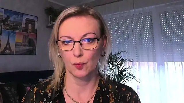 vanessa chat online show from 01-29-25, 02:21