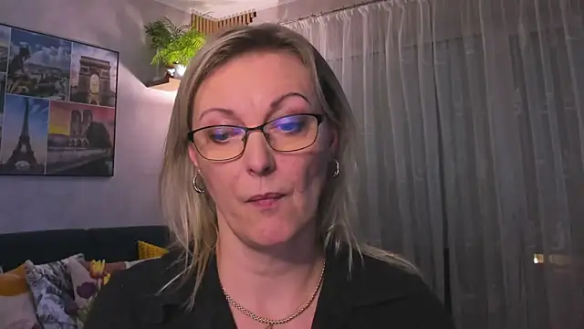 vanessa chat online show from 02-16-25, 06:10