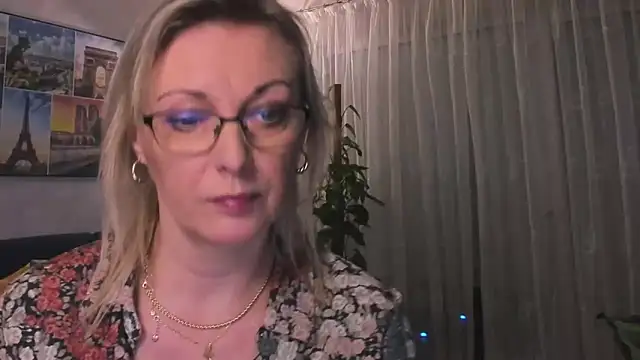 vanessa chat online show from 02-24-25, 05:42