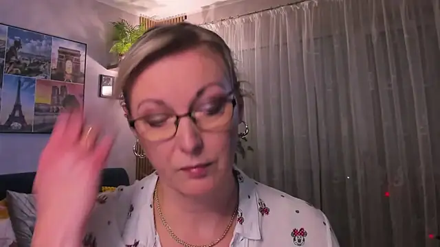 vanessa chat online show from 03-18-25, 05:42