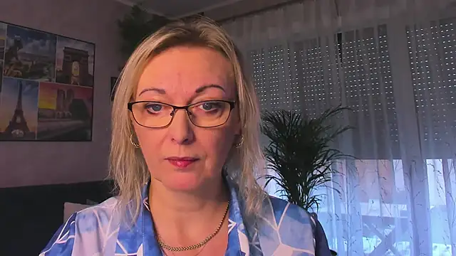 vanessa chat online show from 12-01-25, 02:22