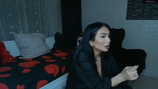 Snapshot of mistress_meryem chatting on 06-07-26, 08:12 mistress meryem online show from 06-07-26, 08:12