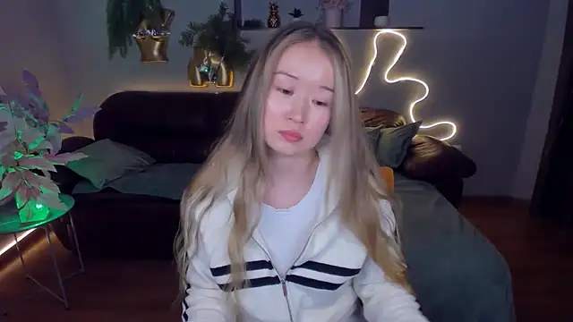 PollyOcean online show from 03-05-25, 02:01