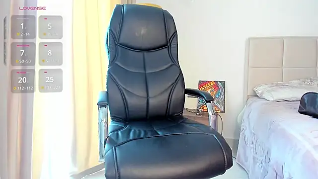 Snapshot of Colette__1977 chatting on 02-24-26, 08:45 Colette 1977 online show from 02-24-26, 08:45