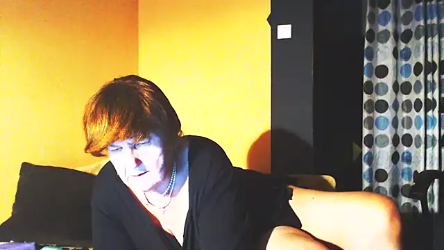 MioritaHard online show from 03-02-25, 04:32