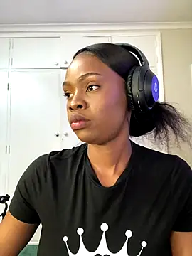 LuciousLips96 online show from 10-26-25, 07:25