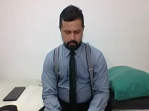 TRIISTAN KING10 online show from 01-15-25, 07:01