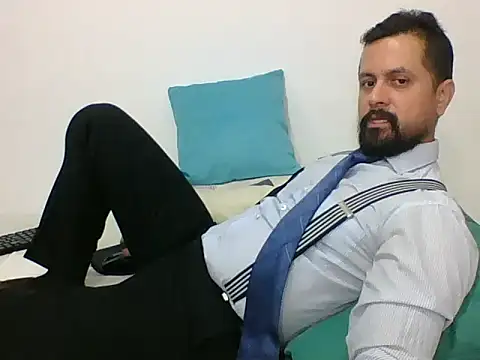 TRIISTAN KING10 online show from 01-17-25, 07:38