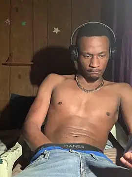 Tristris100 online show from 12-10-24, 08:05