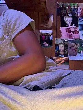 Tristris100 online show from 02-04-25, 08:24