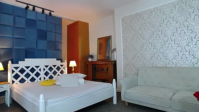 Snapshot of MissKora chatting on 01-21-25, 08:19 MissKora online show from 01-21-25, 08:19