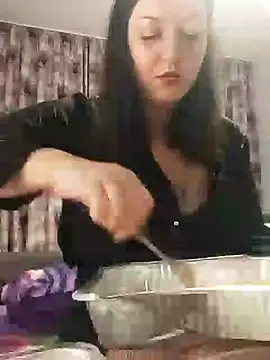 AlexandraGiogio online show from 01-12-25, 04:29