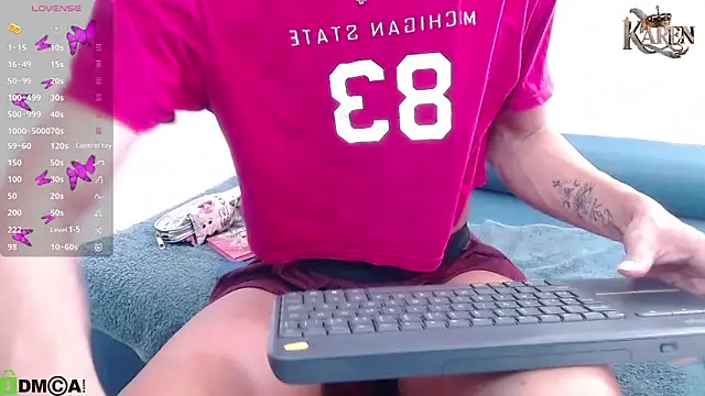 karen sofia  online show from 11-09-25, 07:23