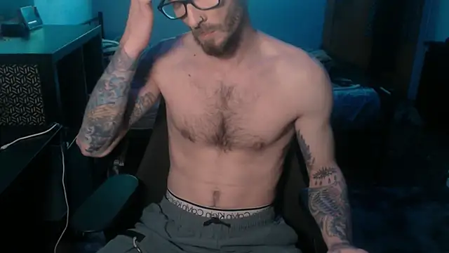 SexxxyLouis online show from 02-19-25, 02:01