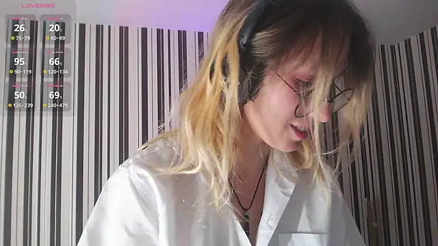  Hanna Moon  online show from 12-09-24, 10:43