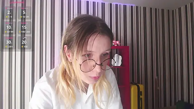  Hanna Moon  online show from 12-11-24, 07:42