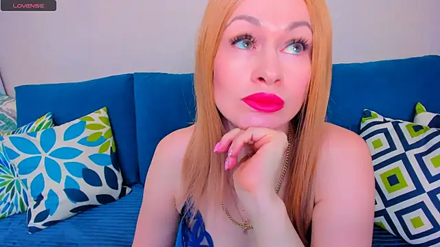 EllenMoore online show from 11-18-25, 03:01