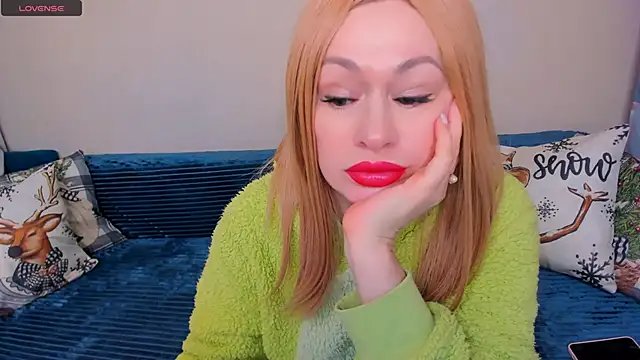 EllenMoore online show from 12-16-25, 03:11