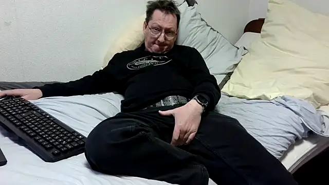 Snapshot of shymanhn chatting on 01-23-25, 02:50 shymanhn online show from 01-23-25, 02:50