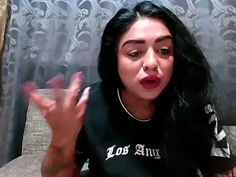 indianishkq7 online show from 02-01-25, 11:54