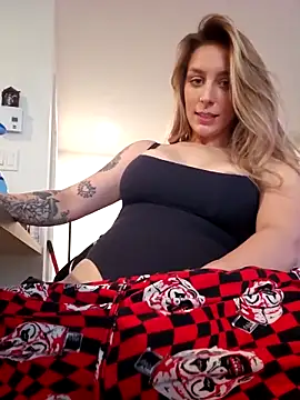 LilyOrion online show from 10-25-25, 06:24