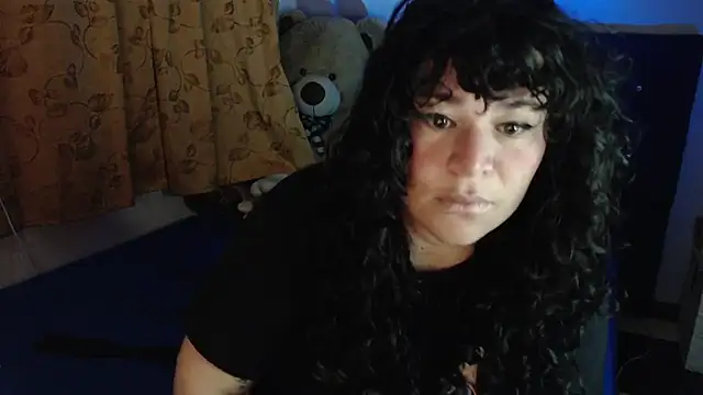 Snapshot of ANGELIQUE_KLANE chatting on 01-14-26, 01:39 ANGELIQUE KLANE online show from 01-14-26, 01:39